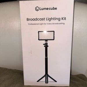 Lume Cube Broadcast Lighting Kit
